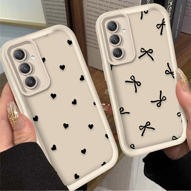 غطاء حماية أسود بتصميم قلب وعق - مراجعة Samsung Accessories Phone وسعره