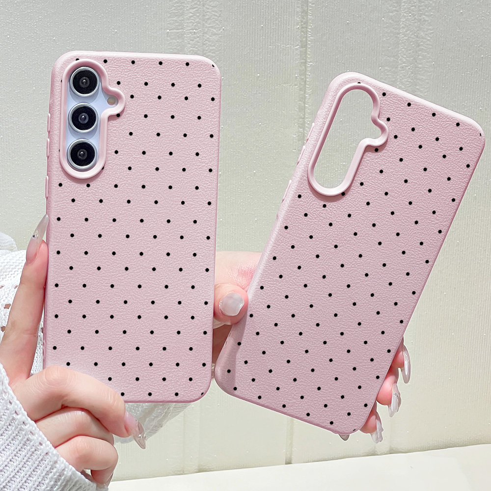 جراب هاتف سيليكون بنقاط البولك - مراجعة Y2K Phone Accessories وسعره