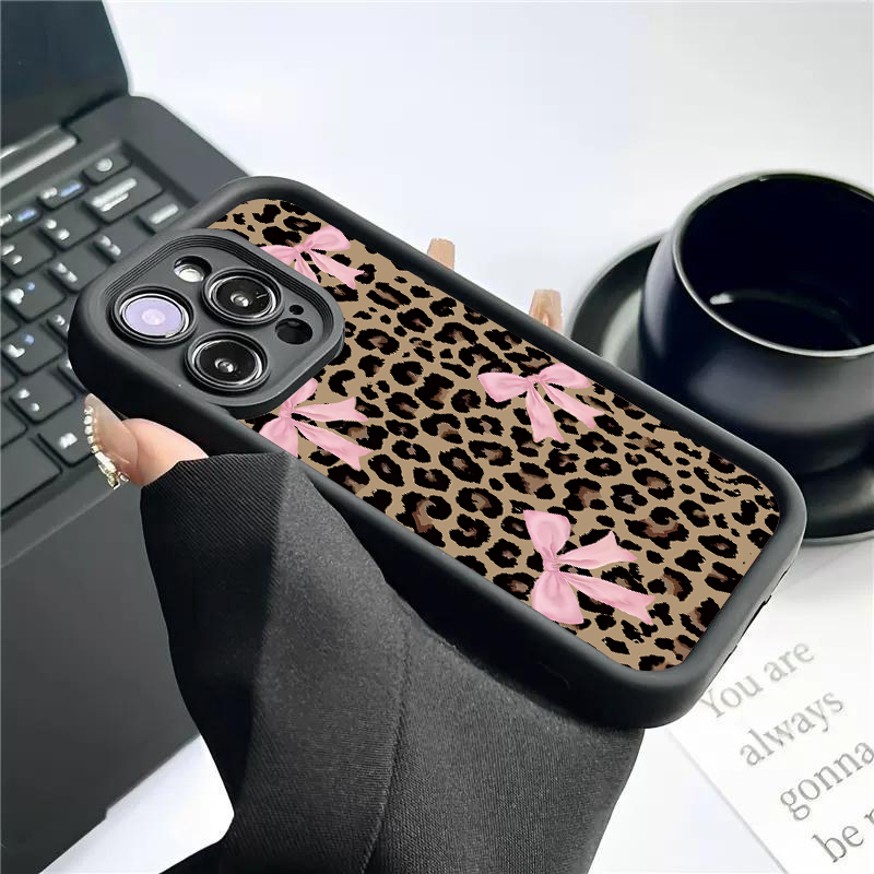 غطاء هاتف فاخر بنقشة الفهد مع  - مراجعة Y2K Phone Accessories وسعره