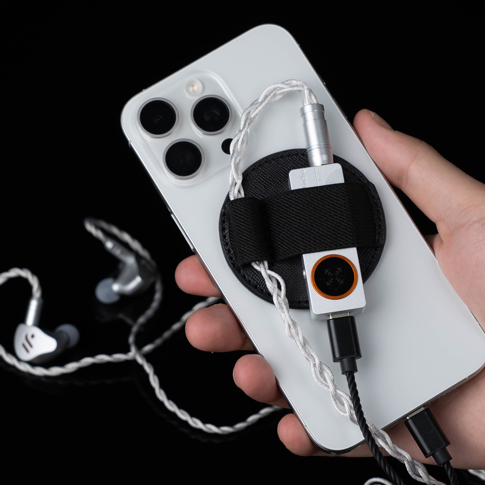مشبك مغناطيسي خلفي للهاتف المح - مراجعة Cable Organizer Magnetic وسعره